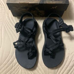 Chaco Shoes - Chacos Size 7 Chaco Shoes - Chacos Size 7